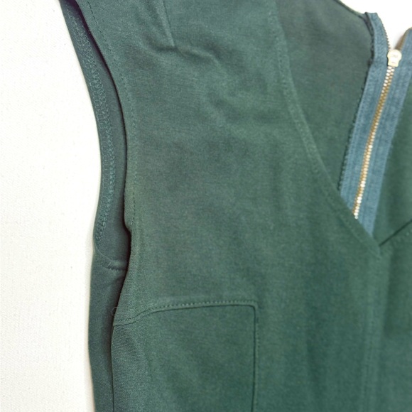 Bar lll Forest Green Sleeveless  V-neck Fit & Flare Dress Size Small - Picture 5 of 5